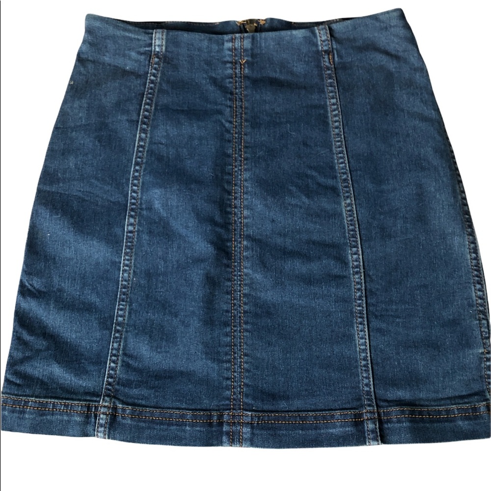 3/$12 🗣❌(LAST CALL)Free people denim skirt